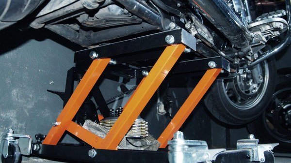 Serwis motocykli i quadów, galeria elektroniki.